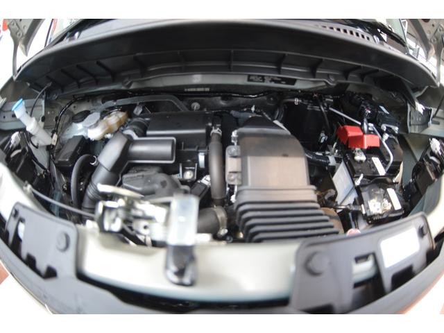 アイドリングストップが装備で信号待ちなどの停車時に、エンジンを自動的に停止させることでガソリンの消費を抑え、燃費向上に貢献します