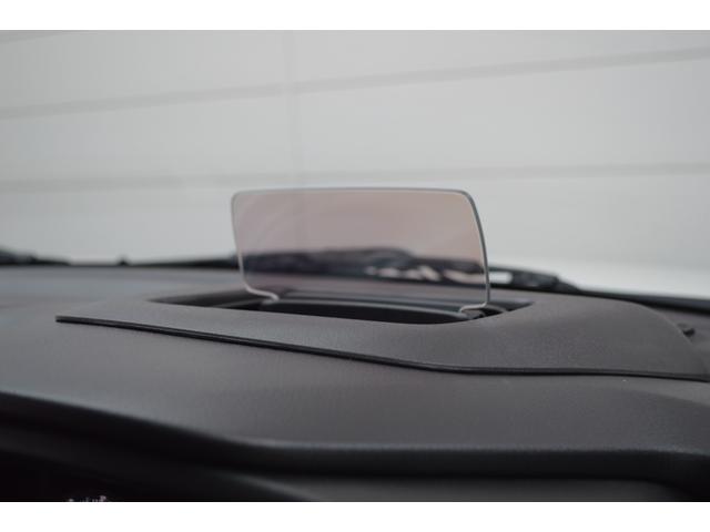 フロンクス ベースグレード　ハイブリット４ＷＤセーフティサポート搭載４ＷＤスズキコネクト対応通信機装着車アダプティブクルーズコントロール全方位モニター付き９インチナビＴＶバックカメラハイビームアシストＬＥＤライト（22枚目）