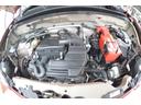 アイドリングストップが装備で信号待ちなどの停車時に、エンジンを自動的に停止させることでガソリンの消費を抑え、燃費向上に貢献します