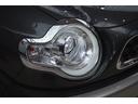 LEDパッケージ装着トンネル進入時や夜間走行時に自動で点灯/消灯するオートライトシステムとハイビームアシスト付のLEDヘッドランプを装備、力強い顔つきを演出する特徴的なLEDポジションランプも採用です