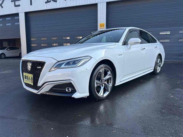 クラウンハイブリッド ＲＳアドバンス　Ｆｏｕｒ　４ＷＤ　ドライブレコーダー　ＥＴＣ　クリアランスソナー　レーンアシスト　オートクルーズコントロール　パークアシスト　衝突被害軽減システム　全周囲カメラ　ナビ　ＴＶ　寒冷地（8枚目）