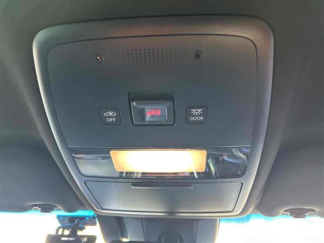 クラウンハイブリッド ＲＳアドバンス　Ｆｏｕｒ　４ＷＤ　ドライブレコーダー　ＥＴＣ　クリアランスソナー　レーンアシスト　オートクルーズコントロール　パークアシスト　衝突被害軽減システム　全周囲カメラ　ナビ　ＴＶ　寒冷地（29枚目）