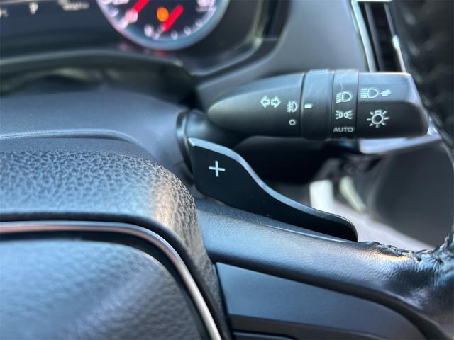 クラウンハイブリッド ＲＳアドバンス　Ｆｏｕｒ　４ＷＤ　ドライブレコーダー　ＥＴＣ　クリアランスソナー　レーンアシスト　オートクルーズコントロール　パークアシスト　衝突被害軽減システム　全周囲カメラ　ナビ　ＴＶ　寒冷地（31枚目）