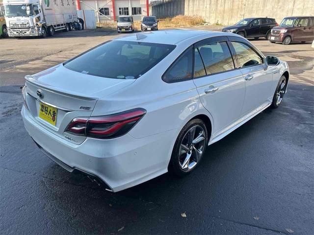 クラウンハイブリッド ＲＳアドバンス　Ｆｏｕｒ　４ＷＤ　ドライブレコーダー　ＥＴＣ　クリアランスソナー　レーンアシスト　オートクルーズコントロール　パークアシスト　衝突被害軽減システム　全周囲カメラ　ナビ　ＴＶ　寒冷地（33枚目）