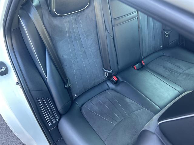 クラウンハイブリッド ＲＳアドバンス　Ｆｏｕｒ　４ＷＤ　ドライブレコーダー　ＥＴＣ　クリアランスソナー　レーンアシスト　オートクルーズコントロール　パークアシスト　衝突被害軽減システム　全周囲カメラ　ナビ　ＴＶ　寒冷地（41枚目）