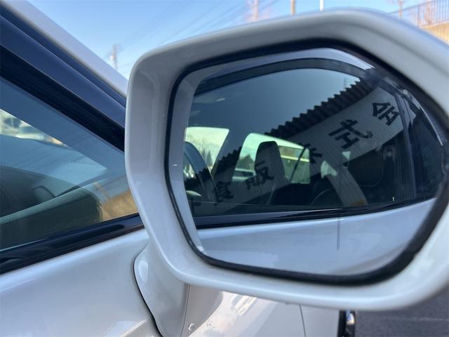 クラウンハイブリッド ＲＳアドバンス　Ｆｏｕｒ　４ＷＤ　ドライブレコーダー　ＥＴＣ　クリアランスソナー　レーンアシスト　オートクルーズコントロール　パークアシスト　衝突被害軽減システム　全周囲カメラ　ナビ　ＴＶ　寒冷地（52枚目）