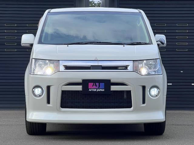 デリカＤ：５ ローデスト　Ｇ　パワーパッケージ　本州仕入　４ＷＤ　ローデストエアロ　パワースライドドア　ＳＤナビ　ＤＶＤ　フルセグ　ブルートゥース　Ｂカメラ　アルパインフリップダウンモニター　ルーフイルミネーション　ＨＩＤヘッドライト　ＬＥＤフォグ（2枚目）