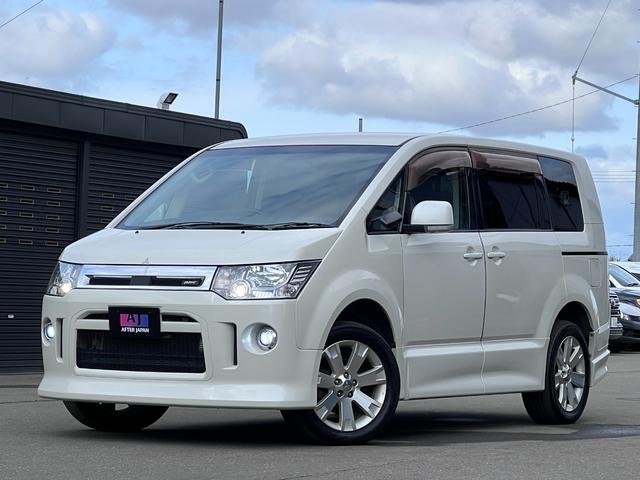 デリカＤ：５ ローデスト　Ｇ　パワーパッケージ　本州仕入　４ＷＤ　ローデストエアロ　パワースライドドア　ＳＤナビ　ＤＶＤ　フルセグ　ブルートゥース　Ｂカメラ　アルパインフリップダウンモニター　ルーフイルミネーション　ＨＩＤヘッドライト　ＬＥＤフォグ（3枚目）