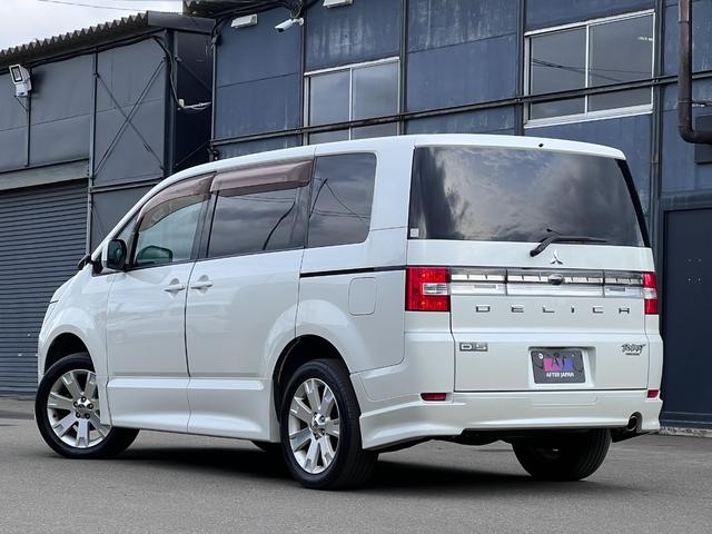 デリカＤ：５ ローデスト　Ｇ　パワーパッケージ　本州仕入　４ＷＤ　ローデストエアロ　パワースライドドア　ＳＤナビ　ＤＶＤ　フルセグ　ブルートゥース　Ｂカメラ　アルパインフリップダウンモニター　ルーフイルミネーション　ＨＩＤヘッドライト　ＬＥＤフォグ（5枚目）