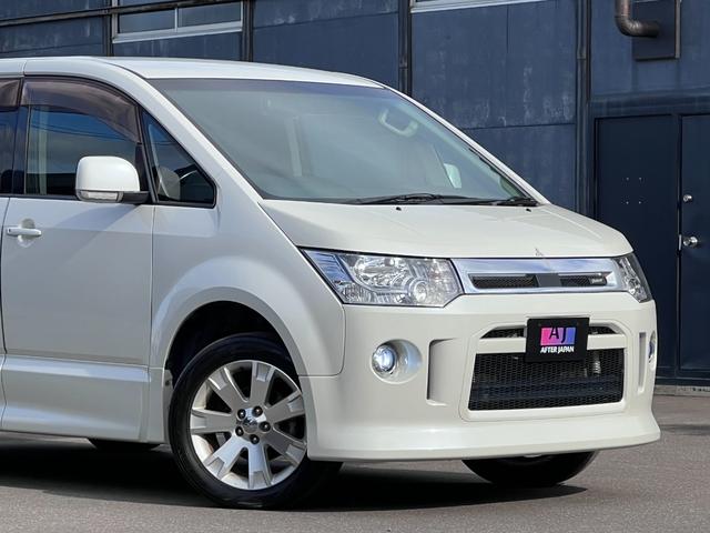 デリカＤ：５ ローデスト　Ｇ　パワーパッケージ　本州仕入　４ＷＤ　ローデストエアロ　パワースライドドア　ＳＤナビ　ＤＶＤ　フルセグ　ブルートゥース　Ｂカメラ　アルパインフリップダウンモニター　ルーフイルミネーション　ＨＩＤヘッドライト　ＬＥＤフォグ（9枚目）