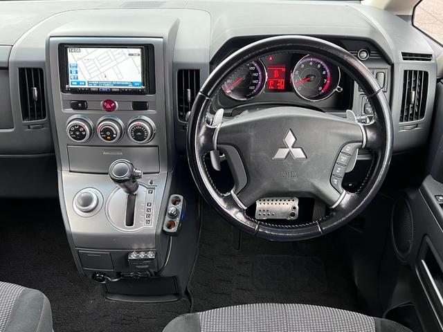 デリカＤ：５ ローデスト　Ｇ　パワーパッケージ　本州仕入　４ＷＤ　ローデストエアロ　パワースライドドア　ＳＤナビ　ＤＶＤ　フルセグ　ブルートゥース　Ｂカメラ　アルパインフリップダウンモニター　ルーフイルミネーション　ＨＩＤヘッドライト　ＬＥＤフォグ（14枚目）