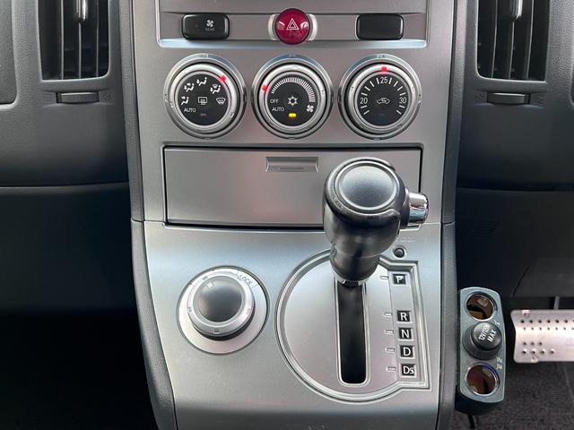 デリカＤ：５ ローデスト　Ｇ　パワーパッケージ　本州仕入　４ＷＤ　ローデストエアロ　パワースライドドア　ＳＤナビ　ＤＶＤ　フルセグ　ブルートゥース　Ｂカメラ　アルパインフリップダウンモニター　ルーフイルミネーション　ＨＩＤヘッドライト　ＬＥＤフォグ（48枚目）