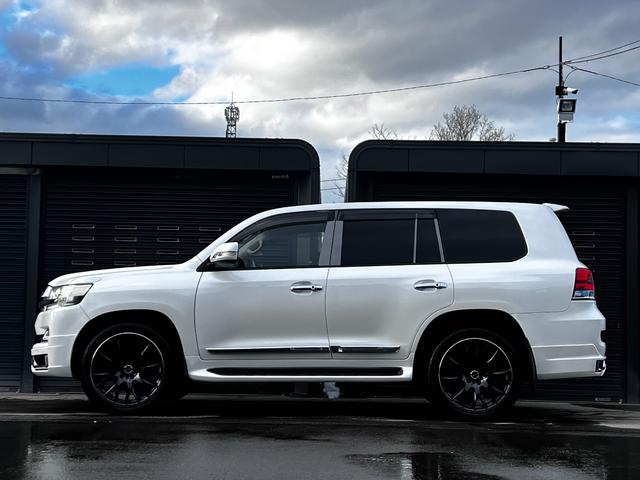 ランドクルーザー AX 後期仕様 1ナンバー登録可 レイズ22AW フローティングナビ 革調シートカバー モデリスタ風スポイラー ブルートゥース ブルーレイ フルセグ DVD Bカメラ クルーズコントロール ビルトインETC(4枚目)