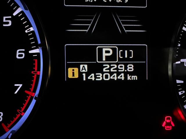 レヴォーグ 1.6GT-Sアイサイト 4WD/ナビ/バックカメラ/Defiブーストメーター(9枚目)