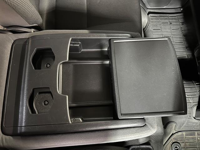 ハイエースバン ロングDX タイベル交換/TV/Rヒーター/ナビ/バックカメラ/ETC/キーレス/2バッテリー(18枚目)