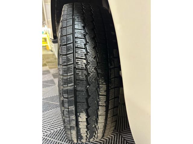 NV350キャラバンバン ロングプレミアムGXターボ 4WD/ターボ/オートクロージャー/ETC/キーレス/プッシュスタート/ディーゼル/リアクーラーヒーター(9枚目)