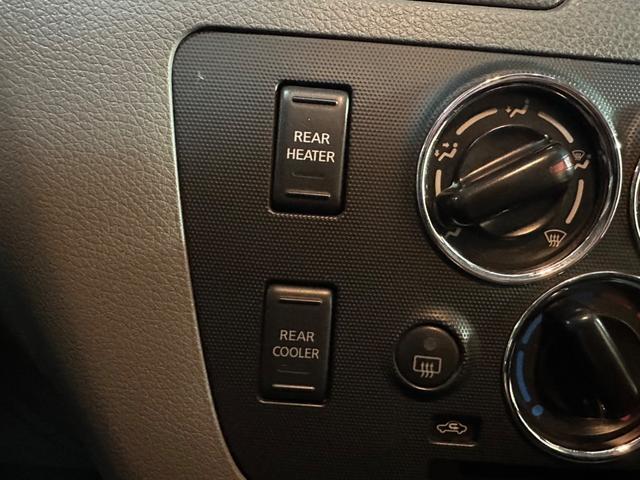 NV350キャラバンバン ロングプレミアムGXターボ 4WD/ターボ/オートクロージャー/ETC/キーレス/プッシュスタート/ディーゼル/リアクーラーヒーター(15枚目)