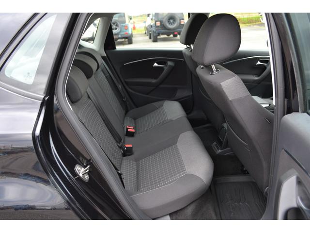 ポロ TSIコンフォートライン Bluetoothオーディオ 純正6.5インチ バックカメラ 夏冬タイヤ(12枚目)