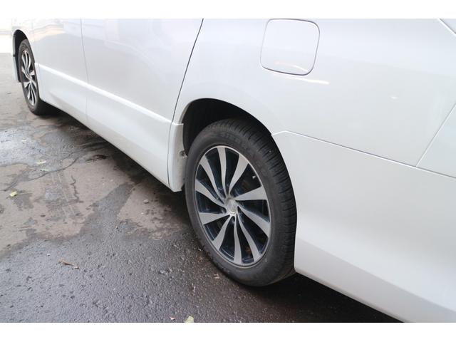 ヴェルファイアハイブリッド ZR BLUETOOTH メモリーナビ サイドエアバッグ オットマン 盗難防止装置 フルタイム4WD クルコン 電動シート 3列シート スマートキー ABS 衝突安全ボディ 電動格納ミラー キーフリー(19枚目)