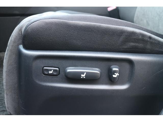 ヴェルファイアハイブリッド ZR BLUETOOTH メモリーナビ サイドエアバッグ オットマン 盗難防止装置 フルタイム4WD クルコン 電動シート 3列シート スマートキー ABS 衝突安全ボディ 電動格納ミラー キーフリー(32枚目)