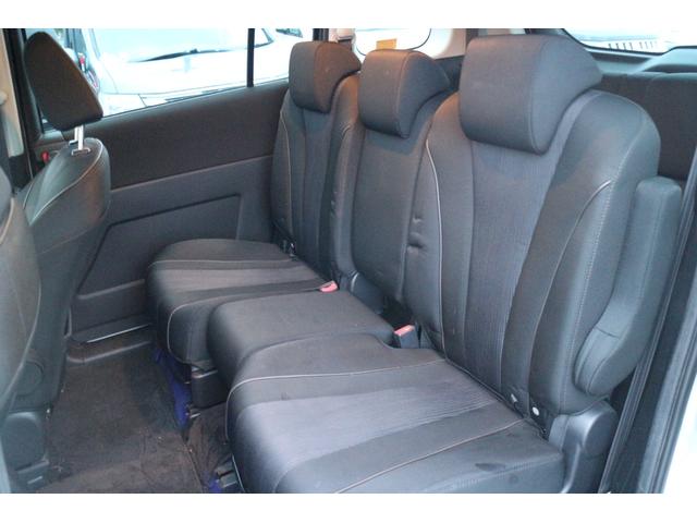 ラフェスタ ハイウェイスターＧ　３列シート　ＤＶＤ再生　衝突安全ボディ　電動格納ミラー　両側パワースライドドア　オートライト　ドライブレコーダー　４ＷＤ　ウォークスルー　エアコン　スマキー　ブルートゥース　Ｂカメ　地デジテレビ（25枚目）