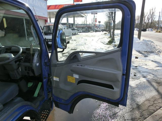 キャンター フルフラットローダンプ　４ＷＤ　２ｔダンプ　全低床　４ＷＤ　３面差し枠　深ダンプ　ファームダンプ　全塗装済み　本州仕入　内寸２７８＋１５９＋１２２　４ナンバー（42枚目）