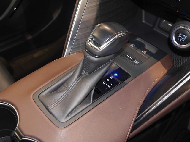 ハリアー Z バックモニター 寒冷地仕様車 地デジTV 衝突軽減システム ドラレコ 横滑防止装置 盗難防止装置 クルコン LEDライト 電動シート ETC オートエアコン メモリナビ ミュージックプレイヤー接続可(8枚目)