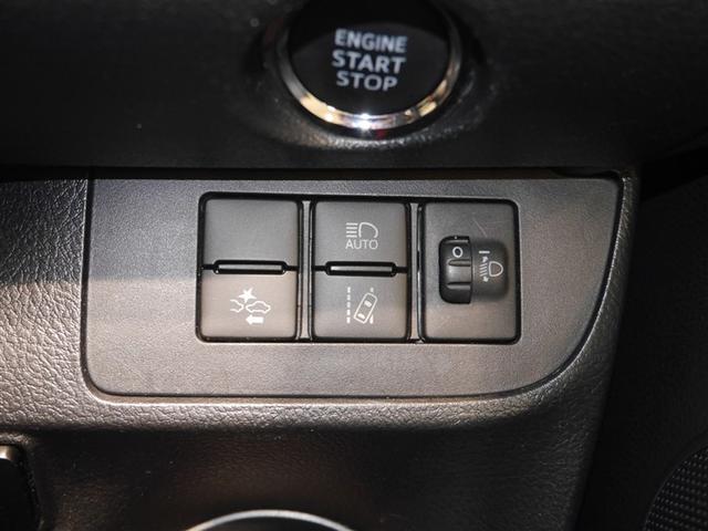 シエンタ Ｘ　ＶＳＣ　パワーウインドウ　寒冷地仕様車　キーレスエントリー　パワーステアリング　ナビ　マニュアルエアコン　衝突被害軽減ブレーキ　４ＷＤ　バックカメラ　スマートキー　ＥＴＣ　ＡＢＳ　レンタＵＰ（18枚目）