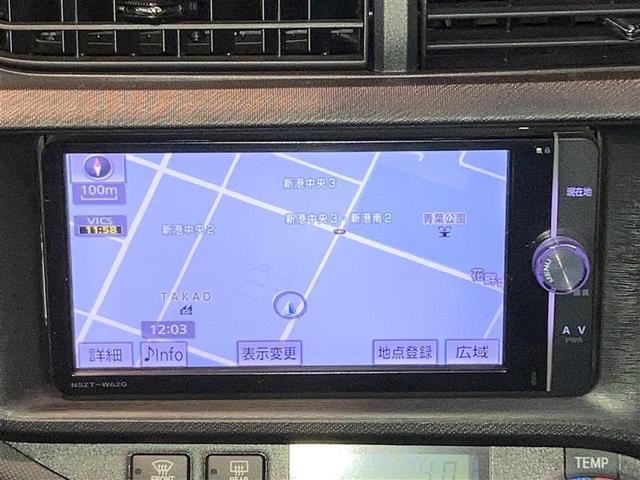 アクア Ｇ　盗難警報器　Ｗエアバック　スマトキー　Ｉ－ＳＴＯＰ　ドライブレコーダ　キーフリーキー　寒冷地使用　横滑り防止装置付　パワーウィンドウ　ＡＴエアコン　メモリーナビゲーション　パワーステアリング　ナビＴＶ（4枚目）