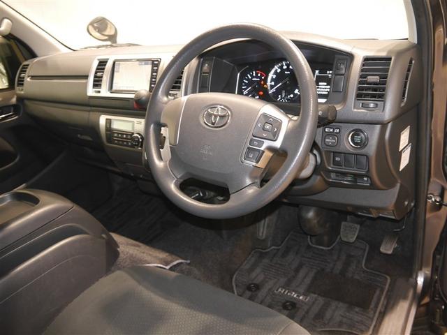 ハイエースバン ロングスーパーＧＬ　ダブルエアコン　運転席エアバッグ　イモビライザー　オートエアコン　フルタイム４ＷＤ　メモリナビ　寒冷地仕様車　パワーステアリング　ワンセグＴＶ　スマ－トキー　ＥＴＣ車載器　キーレス　ＡＢＳ　ナビ＆ＴＶ（4枚目）