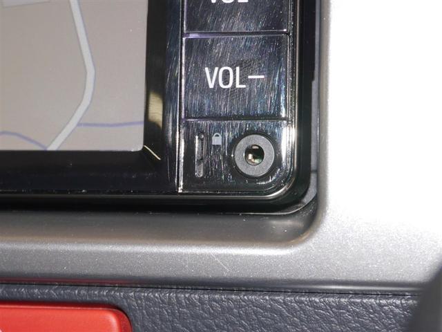 ハイエースバン ロングスーパーＧＬ　ダブルエアコン　運転席エアバッグ　イモビライザー　オートエアコン　フルタイム４ＷＤ　メモリナビ　寒冷地仕様車　パワーステアリング　ワンセグＴＶ　スマ－トキー　ＥＴＣ車載器　キーレス　ＡＢＳ　ナビ＆ＴＶ（18枚目）