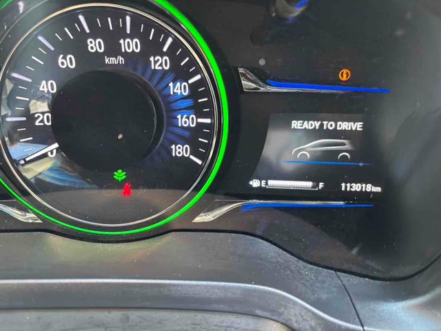 ヴェゼル ハイブリッドＸ　４ＷＤ　ＥＴＣ　バックカメラ　クリアランスソナー　オートクルーズコントロール　衝突被害軽減システム　ＴＶ　オートライト　ＬＥＤヘッドランプ　アルミホイール　スマートキー　アイドリングストップ（35枚目）