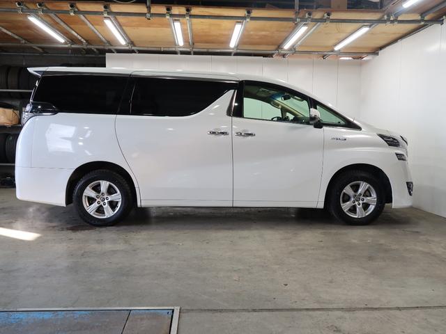 ヴェルファイアハイブリッド Ｘ　１０インチナビ・フルセグ・禁煙車・両側ＰＷスライドドア・プッシュスタート・バックカメラ・夏冬タイヤ付・２４ヵ月点検整備付・６ヵ月距離無制限保証付（9枚目）