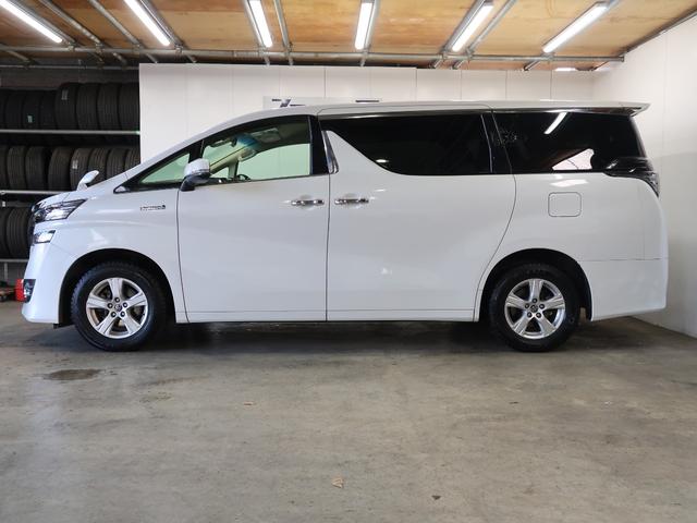 ヴェルファイアハイブリッド Ｘ　１０インチナビ・フルセグ・禁煙車・両側ＰＷスライドドア・プッシュスタート・バックカメラ・夏冬タイヤ付・２４ヵ月点検整備付・６ヵ月距離無制限保証付（10枚目）