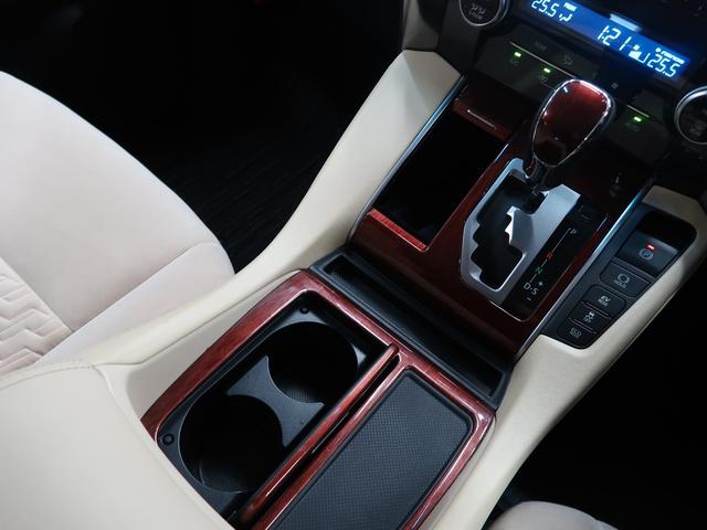 ヴェルファイアハイブリッド Ｘ　１０インチナビ・フルセグ・禁煙車・両側ＰＷスライドドア・プッシュスタート・バックカメラ・夏冬タイヤ付・２４ヵ月点検整備付・６ヵ月距離無制限保証付（27枚目）