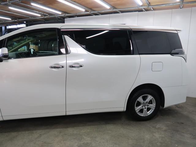 ヴェルファイアハイブリッド Ｘ　１０インチナビ・フルセグ・禁煙車・両側ＰＷスライドドア・プッシュスタート・バックカメラ・夏冬タイヤ付・２４ヵ月点検整備付・６ヵ月距離無制限保証付（50枚目）