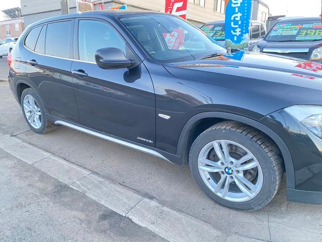 Ｘ１ ｘＤｒｉｖｅ　２５ｉ　４ＷＤ　純正ホイール　フォグランプ　オートライト　ステアリングスイッチ　純正ナビ　シートヒーター　サンルーフ　レザーシート　ＥＴＣ車載器　車検整備付き　下廻り防錆処理（10枚目）