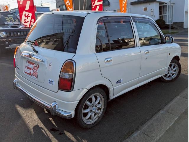 ミラジーノ ミニライトスペシャルターボ　４ＷＤ　ターボ　ミニライトホイール　フォグランプ　電動格納ミラー　ミニライトフロアマット　ハーフレザーシート　オーディオ（11枚目）