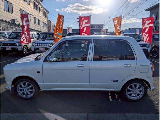 ミラジーノ ミニライトスペシャルターボ　４ＷＤ　ターボ　ミニライトホイール　フォグランプ　電動格納ミラー　ミニライトフロアマット　ハーフレザーシート　オーディオ（15枚目）