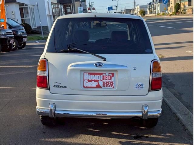 ミラジーノ ミニライトスペシャルターボ　４ＷＤ　ターボ　ミニライトホイール　フォグランプ　電動格納ミラー　ミニライトフロアマット　ハーフレザーシート　オーディオ（17枚目）