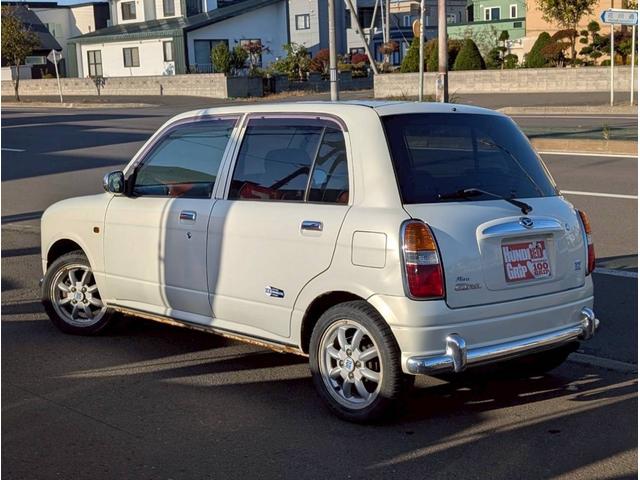 ミラジーノ ミニライトスペシャルターボ　４ＷＤ　ターボ　ミニライトホイール　フォグランプ　電動格納ミラー　ミニライトフロアマット　ハーフレザーシート　オーディオ（18枚目）