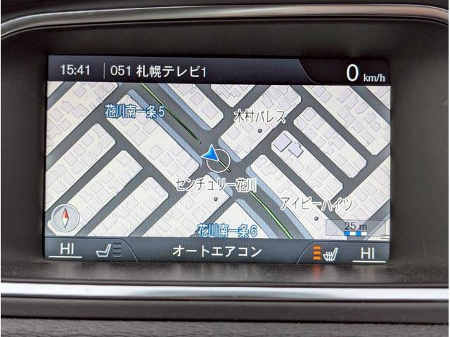 Ｖ４０ 　ナビ　オートエアコン　電動格納ミラー　白革シート　ステアリングスイッチ　ＥＴＣ（48枚目）