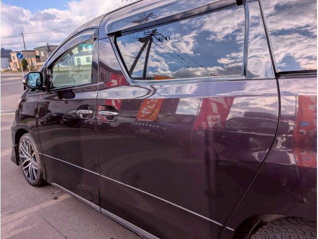 ヴェルファイア 2.4V ナビ バックカメラ ETC ステアリングスイッチ 社外20インチアルミホイール サイドバイザー プッシュスタート 両側パワースライドドア(25枚目)