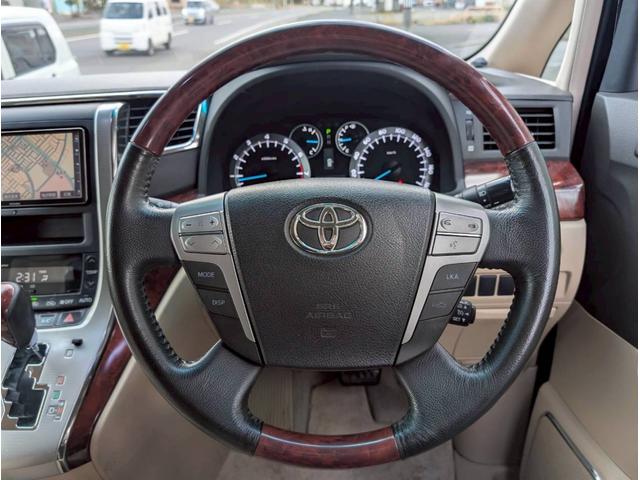 ヴェルファイア 2.4V ナビ バックカメラ ETC ステアリングスイッチ 社外20インチアルミホイール サイドバイザー プッシュスタート 両側パワースライドドア(44枚目)