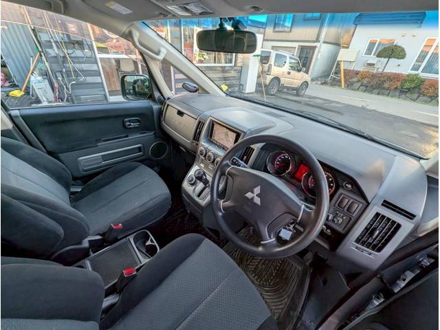 在庫にはないお車も全国の会場からあなたにピッタリなお車をお探しします！探せない車はありません！お店ラインからもお問い合わせ可能です！ラインＩＤ：＠１００ｇｒｉｐまでお気軽にどうぞ♪