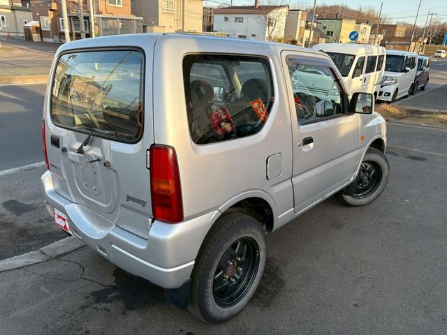 ジムニー ＸＧ　ＡＴ車　ドアサイドバイザー　フォグランプ　ライトレベライザー　ＡＢＳ　４ＷＤ（11枚目）