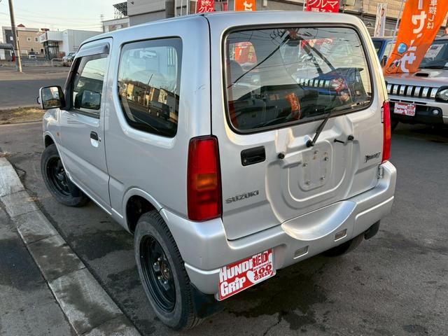 ジムニー ＸＧ　ＡＴ車　ドアサイドバイザー　フォグランプ　ライトレベライザー　ＡＢＳ　４ＷＤ（17枚目）