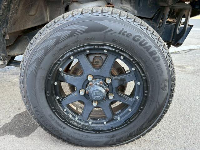 ジムニー ワイルドウインド　ＡＴ車　ナビ　ＥＴＣ　リフトアップ　社外ヘッドライト　社外テールレンズ　電動格納ミラー　フォグランプ　４ＷＤ　ＡＢＳ（29枚目）