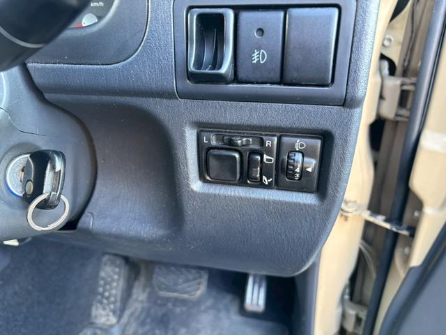 ジムニー ワイルドウインド　ＡＴ車　ナビ　ＥＴＣ　リフトアップ　社外ヘッドライト　社外テールレンズ　電動格納ミラー　フォグランプ　４ＷＤ　ＡＢＳ（34枚目）