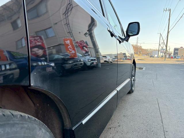 エルグランド ２５０ハイウェイスター　ナビ　ＥＴＣ　両側パワースライドドア　３列シート　オートエアコン　ドアミラーウインカー　プッシュスタート　ハーフレザーシート　フォグランプ（26枚目）